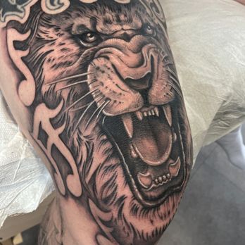 Inkvaders Tattoo Studio - Tattoo Near Me - Carouge Ge, GE Inkvaders Tattoo Studio - Tattoo Near Me - Carouge Ge, GE