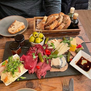 Pairings - Wine Bars Near Me - York, YOR Pairings - Wine Bars Near Me - York, YOR
