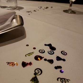 Ruth's Chris Steak House - Birthday confetti - Steakhouses Near Me - El Paso, Texas Ruth's Chris Steak House - Birthday confetti - Steakhouses Near Me - El Paso, Texas