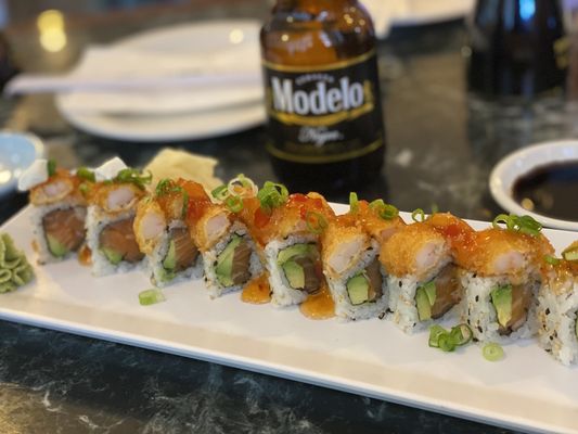 Louie Louie The Restaurant Sushi Bar y Mas by null