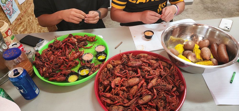 Juju's Cajun Crawfish Shak Logo