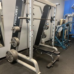 Kraken Performance Gym - Precor Smith Machine