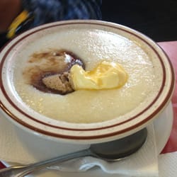 B&B Pizza & Cafe - Grits of course