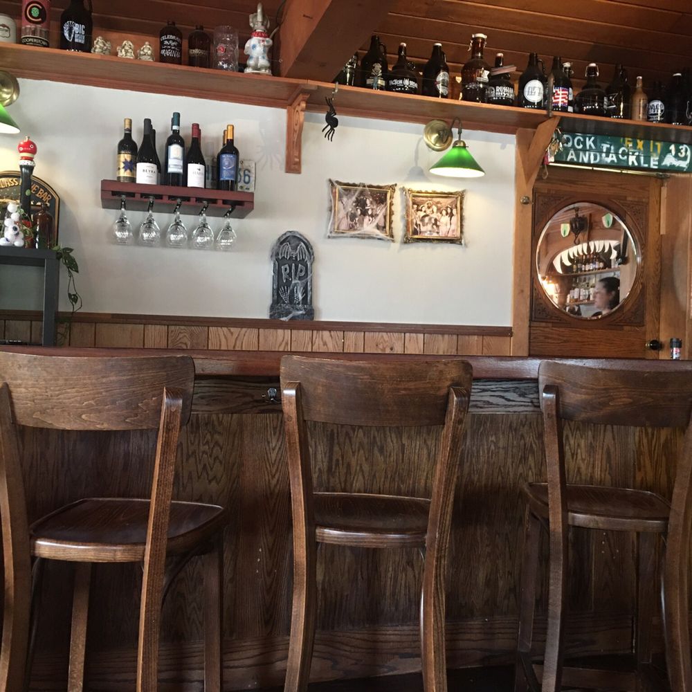 The Block & Tackle - a row of bar stools - Bars Near Me - Wellfleet, Massachusetts The Block & Tackle - a row of bar stools - Bars Near Me - Wellfleet, Massachusetts