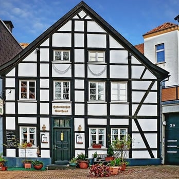 Historisches Gasthaus - German Near Me - Essen, NW