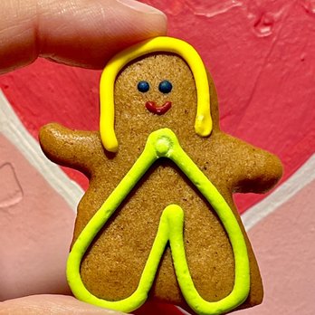 The Gingerbread Factory - Those knickers are huge - Bakeries Near Me - Leavenworth, Washington The Gingerbread Factory - Those knickers are huge - Bakeries Near Me - Leavenworth, Washington