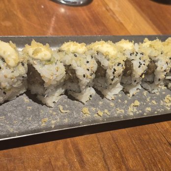 SuViche - Sushi and Ceviche - Miami roll - Sushi Bars Near Me - Miami Beach, Florida