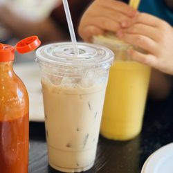 Cu Latte - Thai tea and mango smoothie