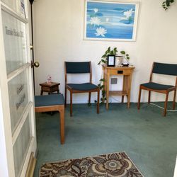 Wendy Smith CMT - Waiting room