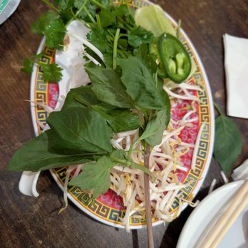 Pho Lan - Set up - Vietnamese Near Me - Kansas City, Missouri