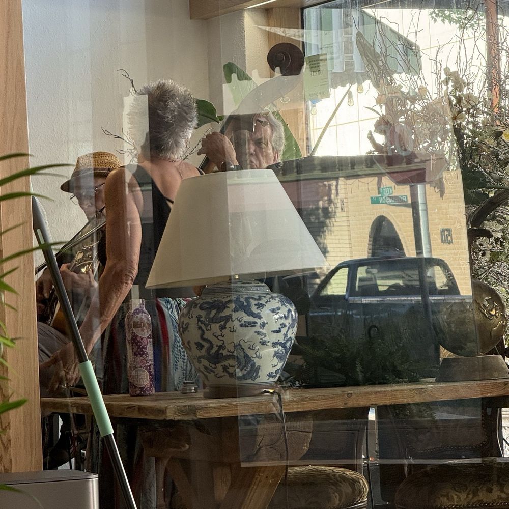 Union Coffee Club - Live Jazz Night - Coffee & Tea Near Me - Oroville, California Union Coffee Club - Live Jazz Night - Coffee & Tea Near Me - Oroville, California