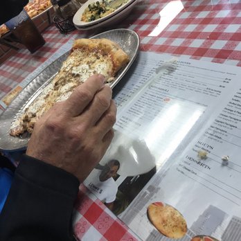 Lenny's New York Pizza - Pizza Near Me - Ormond Beach, Florida