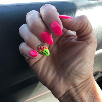 Aces Nails & Spa - Nail Salons Near Me - Mandan, North Dakota