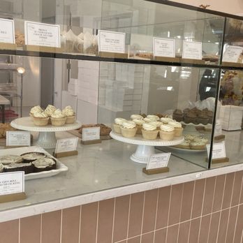 Pinch Of Salt Pastries - Display case - Bakeries Near Me - Grapevine, Texas
