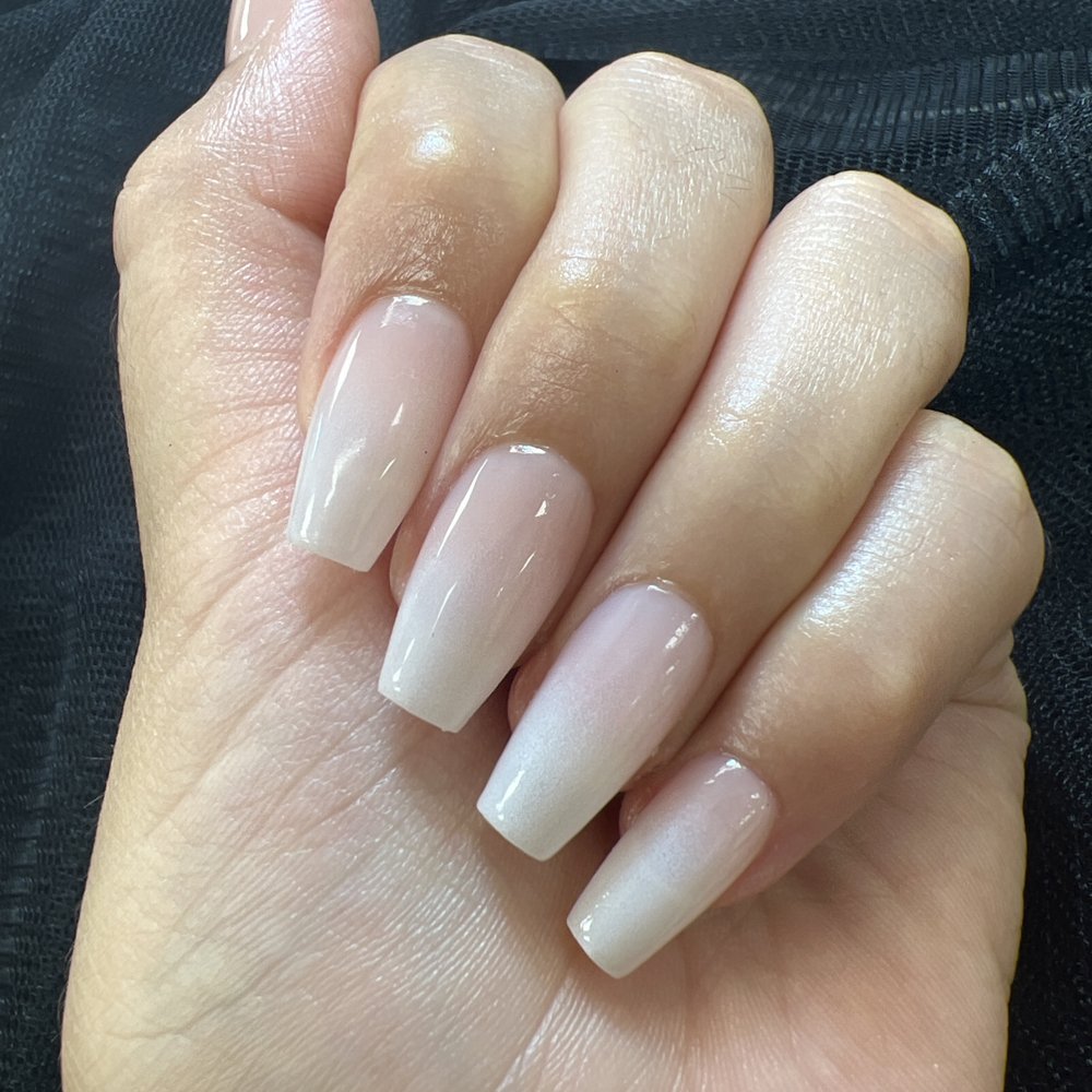 Daydreams Beauty Studio - Nail Salons Near Me - Diamond bar, California