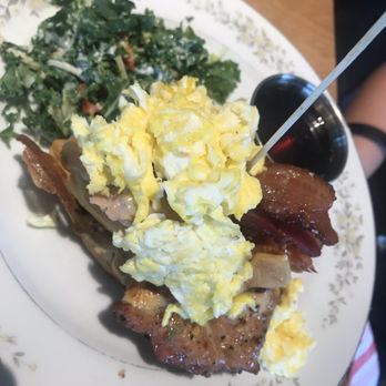 Whiskey Cake - Make your own breakfast sandwich - New American Near Me - Irving, Texas Whiskey Cake - Make your own breakfast sandwich - New American Near Me - Irving, Texas