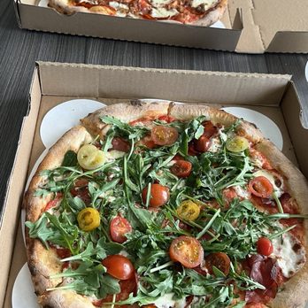 Grace and Hammer - The Smitty - Pizza Near Me - Redmond, Oregon