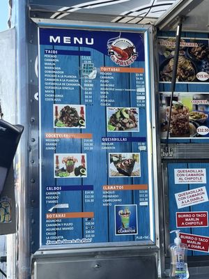 Mariscos & Birria El Prieto by null