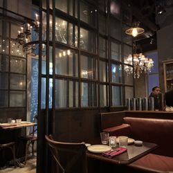 Pirata - Dining area
