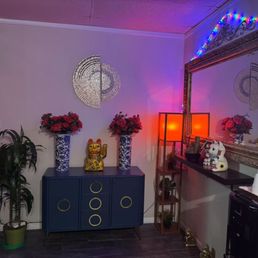 Clean, relaxing, and simple decor.