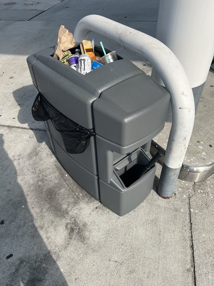 Indian Lakes Food Mart, Virginia Beach Roadtrippers