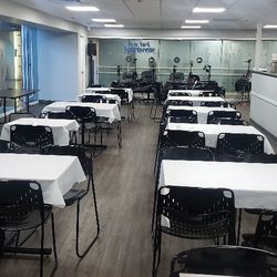 Cafe Ray's - Dining area