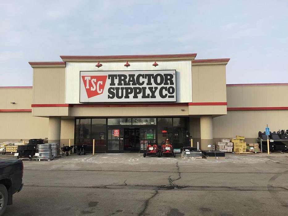 TRACTOR SUPPLY Updated June 2024 1006 W Pipestone Ave, Flandreau