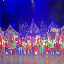 Amazing cast of Santa's Circus!