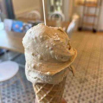 Bacio di Latte - Butter cream pretzel and tiramisu. - Gelato Near Me - Newport Beach, California Bacio di Latte - Butter cream pretzel and tiramisu. - Gelato Near Me - Newport Beach, California