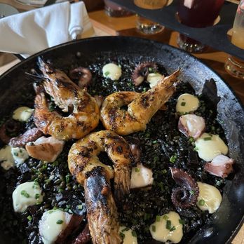 Catalú - Arroz Negro Del Mar Dinner - Spanish Near Me - Charlotte, North Carolina Catalú - Arroz Negro Del Mar Dinner - Spanish Near Me - Charlotte, North Carolina