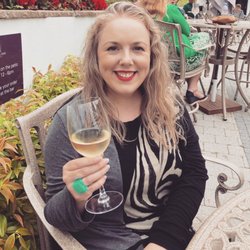 Cultra Inn - Wine time