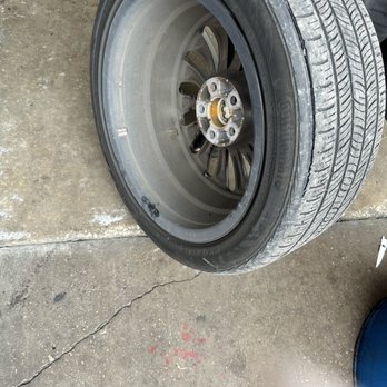 Auto Clinic Auto Service - Showing me another tire was on its way out. - Auto Repair Near Me - St. Cloud, Florida Auto Clinic Auto Service - Showing me another tire was on its way out. - Auto Repair Near Me - St. Cloud, Florida