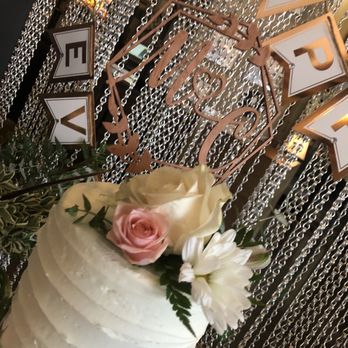 Delicious Designs - Bakeries Near Me - Reno, Nevada