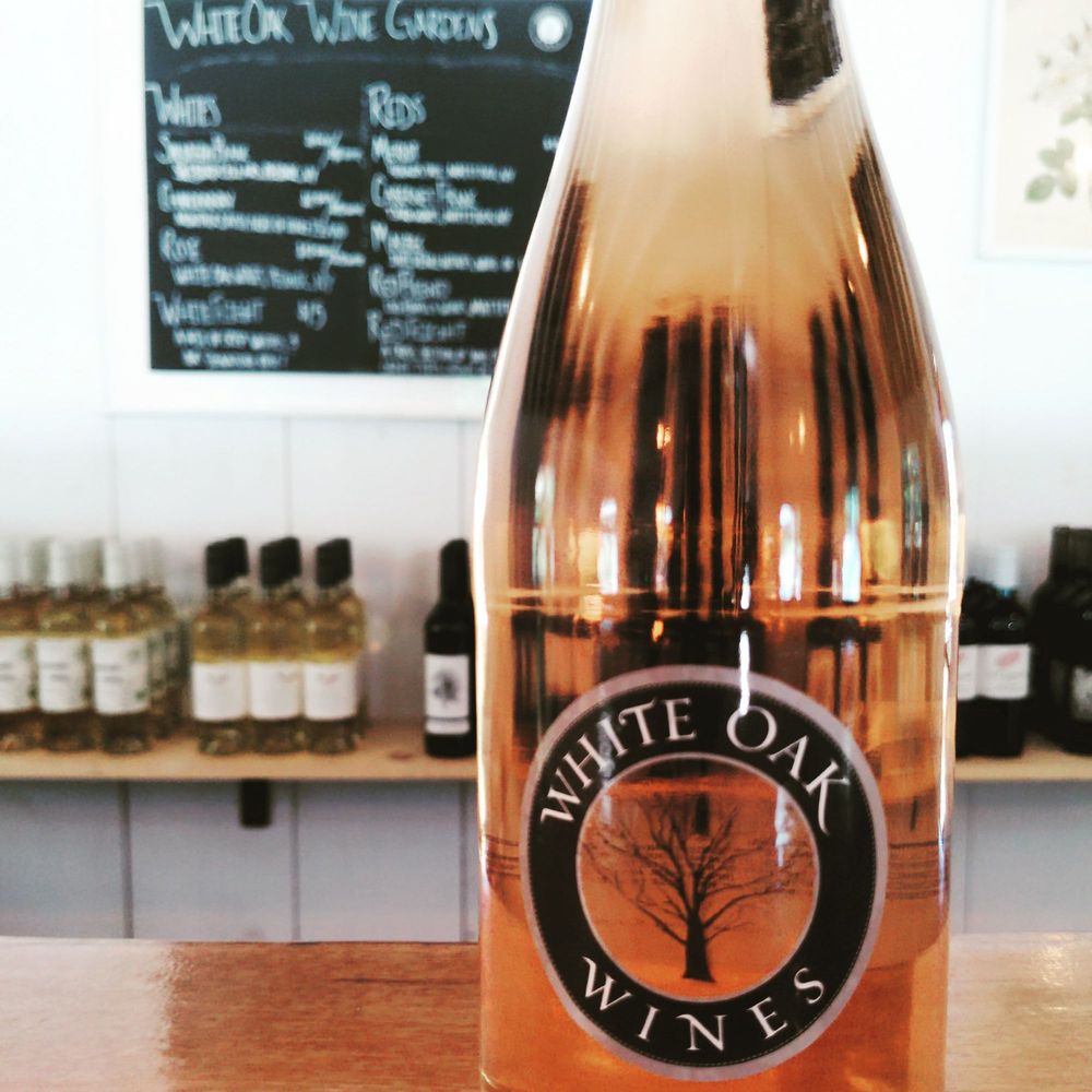 White Oak Wine Garden Logo