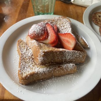 Vivian's Cafe - French Toast Combo - Breakfast & Brunch Near Me - Studio City, California Vivian's Cafe - French Toast Combo - Breakfast & Brunch Near Me - Studio City, California