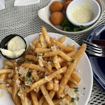 Cabbage Patch Restaurant & Catering - Don't bother with either of these menu items. - Desserts Near Me - Snohomish, Washington Cabbage Patch Restaurant & Catering - Don't bother with either of these menu items. - Desserts Near Me - Snohomish, Washington