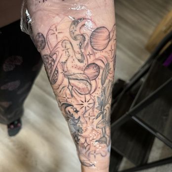 RED OCTOPUS TATTOOS - Updated January 2026 - 66 Photos & 110 Reviews ...