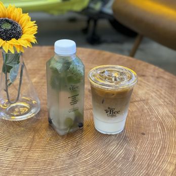 Busy Bee Coffee & Wine Bar - Coffee & Tea Near Me - Queens, New York Busy Bee Coffee & Wine Bar - Coffee & Tea Near Me - Queens, New York