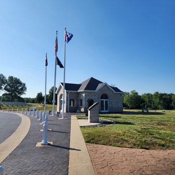Missouri Veterans Cemetery - Funeral Services & Cemeteries Near Me Missouri Veterans Cemetery - Funeral Services & Cemeteries Near Me
