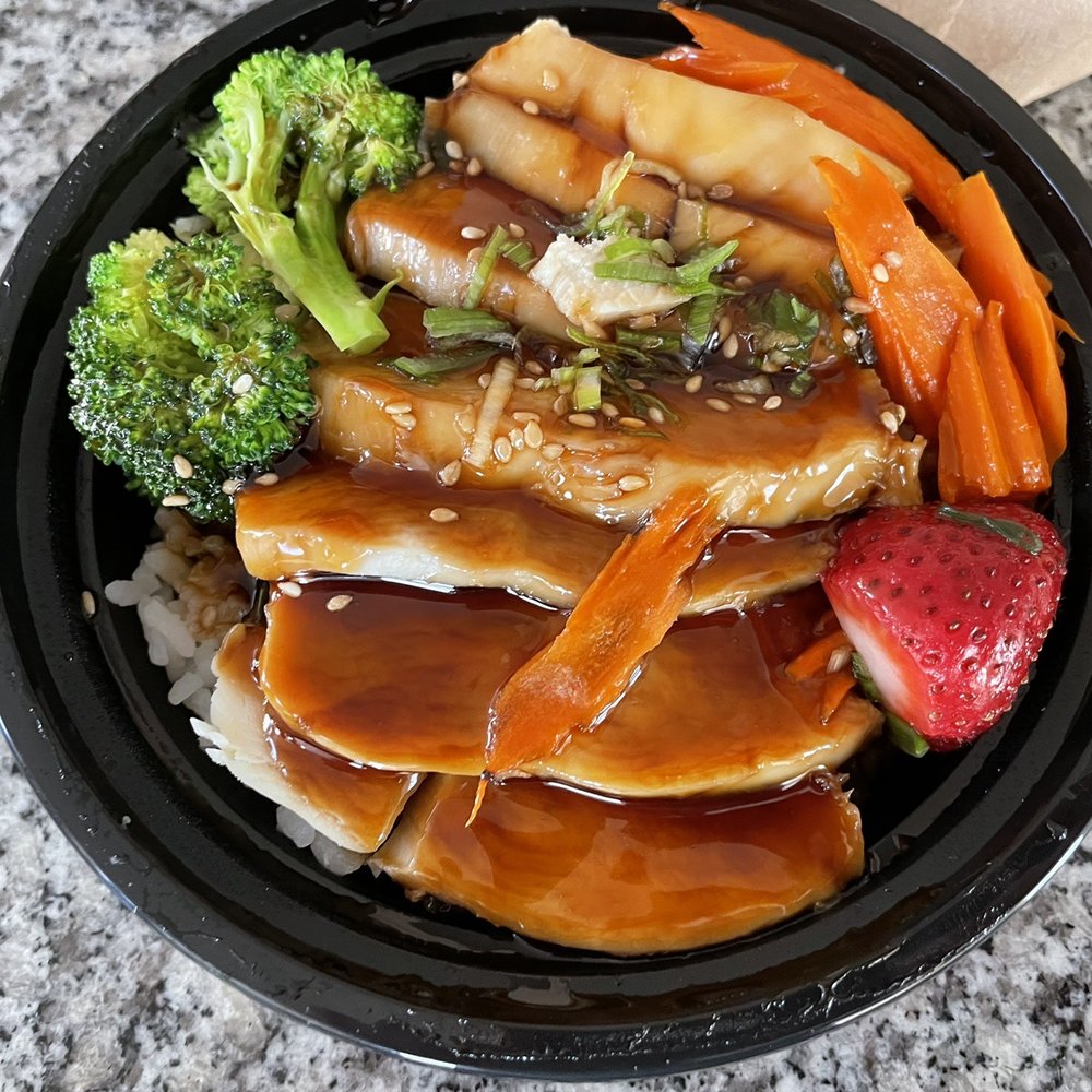 Fleurichi Express Sushi - Chicken Bowl - Sushi Bars Near Me - Clovis, California