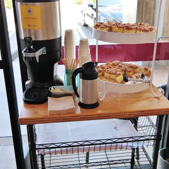 Beach Plum Kitchen - Free coffee and crumb cake while you wait - New American Near Me - Carlsbad, California