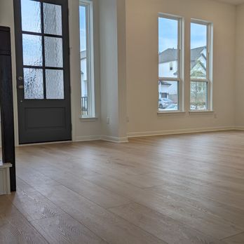 Julian Flooring - Inception Reserve waterproof spc fa202 meadow oak 9" x 60" LVP - Flooring Near Me - Pflugerville, Texas