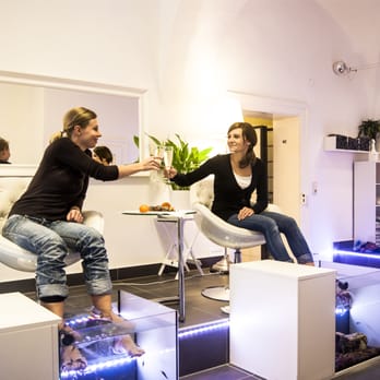 Fish SPA & More - Fisch Pediküre Mitarbeiter - Skin Care Near Me - Augsburg, BY Fish SPA & More - Fisch Pediküre Mitarbeiter - Skin Care Near Me - Augsburg, BY