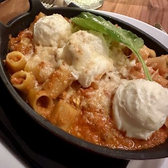 Sogno - Baked rigatoni bolognese - Italian Near Me - Woburn, Massachusetts