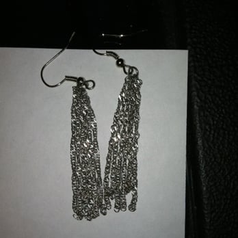 Mr. & Mrs. Digz - She made two earrings out of my favorite pair since I lost one of the earrings.  Super happy! - Used, Vintage & Consignment Near Me - Chicago, Illinois