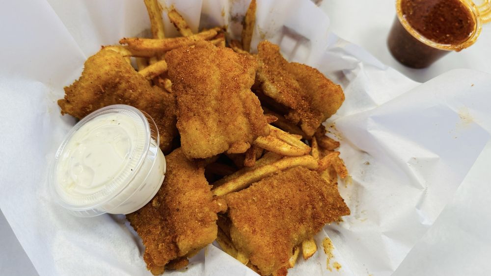 THE KICKIN CRAB Updated September 2024 118 Photos & 118 Reviews