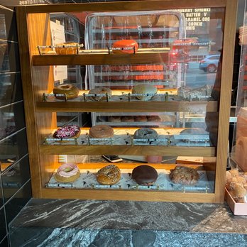 Blackbird Doughnuts - Beacon Hill - West End - Donut display case - Donuts Near Me - Boston, Massachusetts Blackbird Doughnuts - Beacon Hill - West End - Donut display case - Donuts Near Me - Boston, Massachusetts