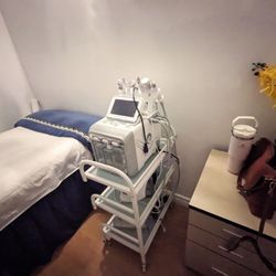 Facial Room + machine