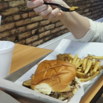 Saddleback BBQ - Pulled Pork - Barbeque Near Me - Lansing, Michigan
