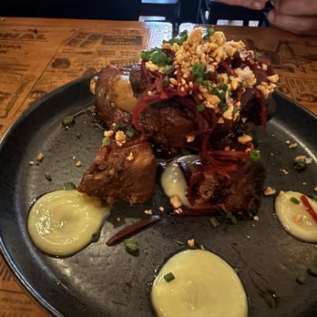 Gustazo Cuban Kitchen & Bar - Still rubs - Cuban Near Me - Waltham, Massachusetts
